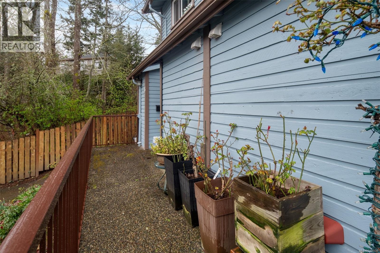 #6 1500 Glentana Rd - 23