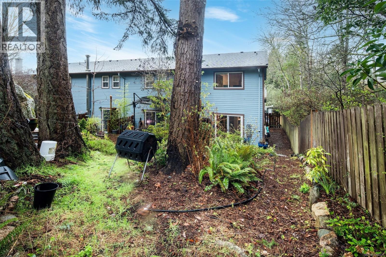 #6 1500 Glentana Rd - 27