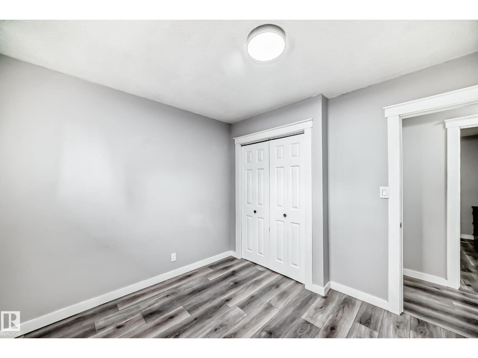 3802 52 ST - Image 29