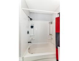 3802 52 St, Wetaskiwin, AB T9A1M4 Photo 24