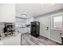 Bedroom 2 - 3802 52 St, Wetaskiwin, AB T9A1M4 Photo 6