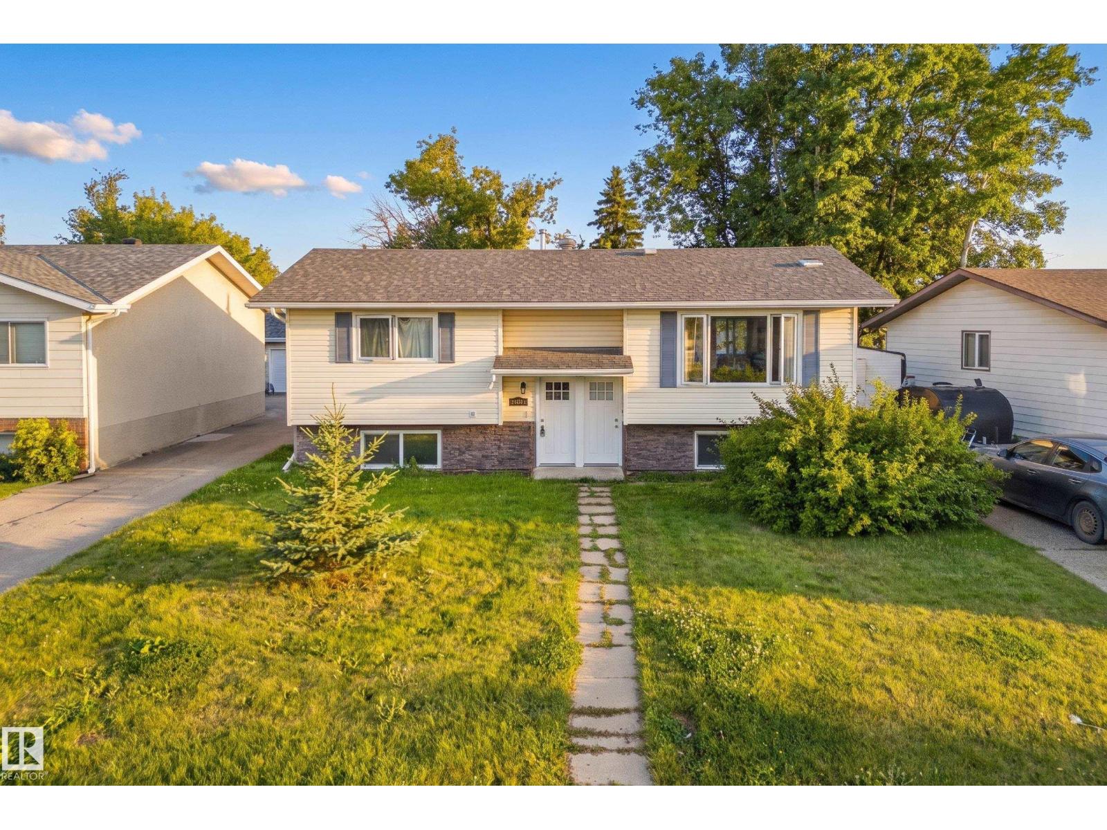 2412 80 ST NW - 1