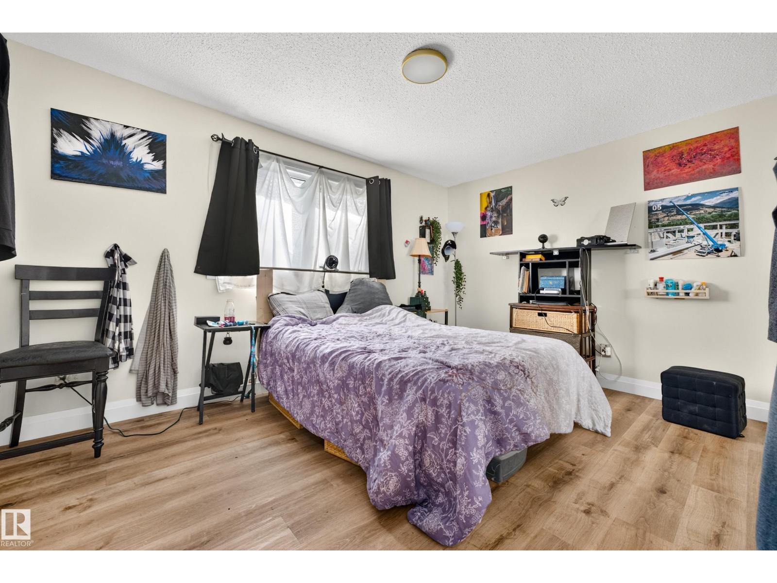 2412 80 ST NW - 14