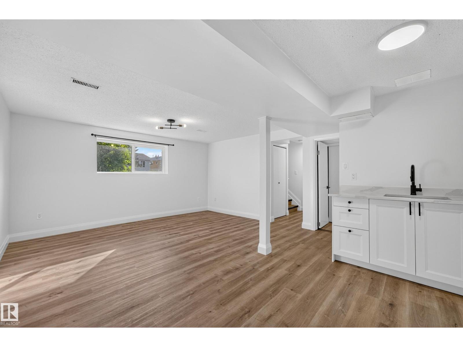 2412 80 ST NW - 30