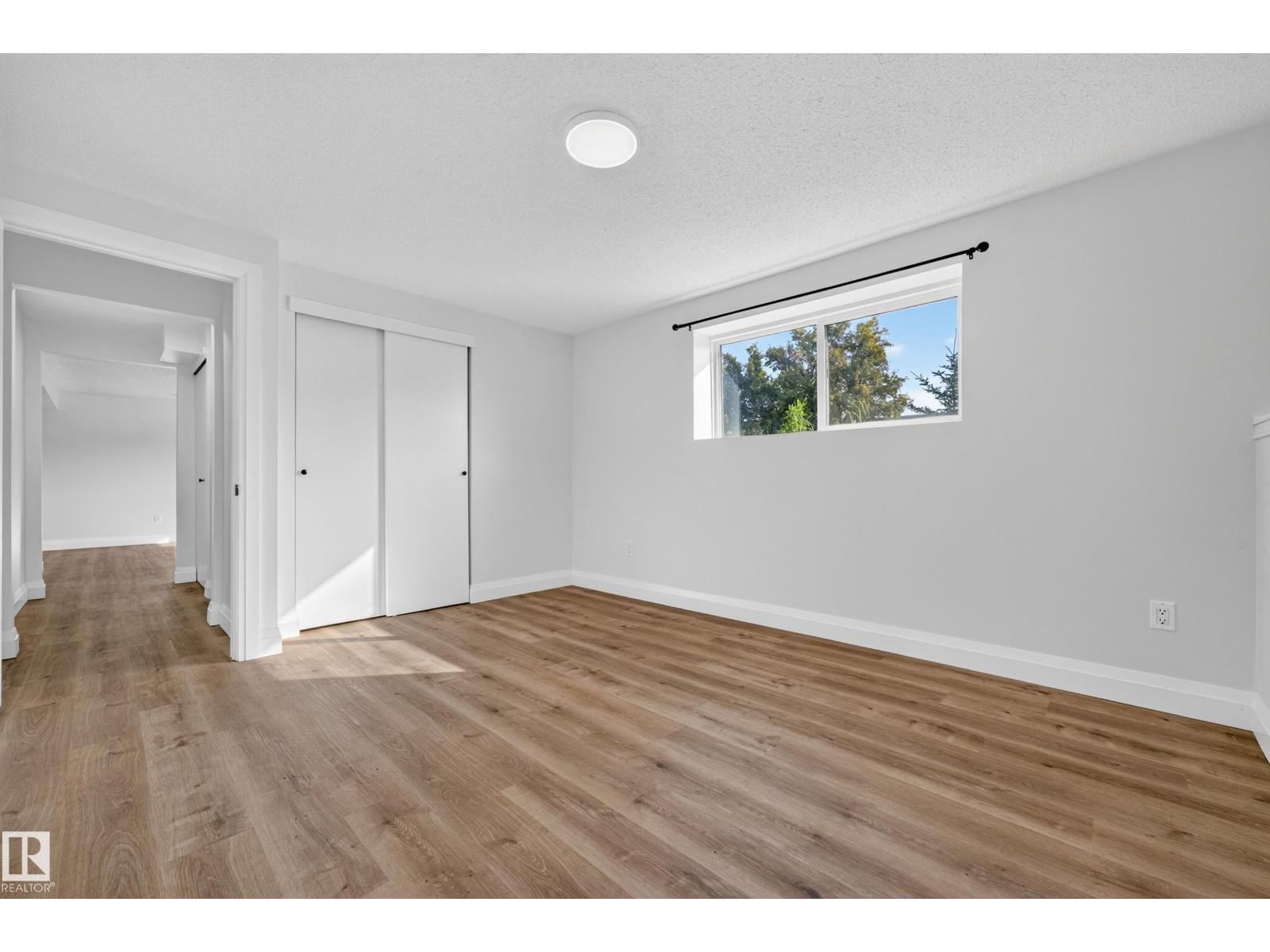 2412 80 ST NW - 32