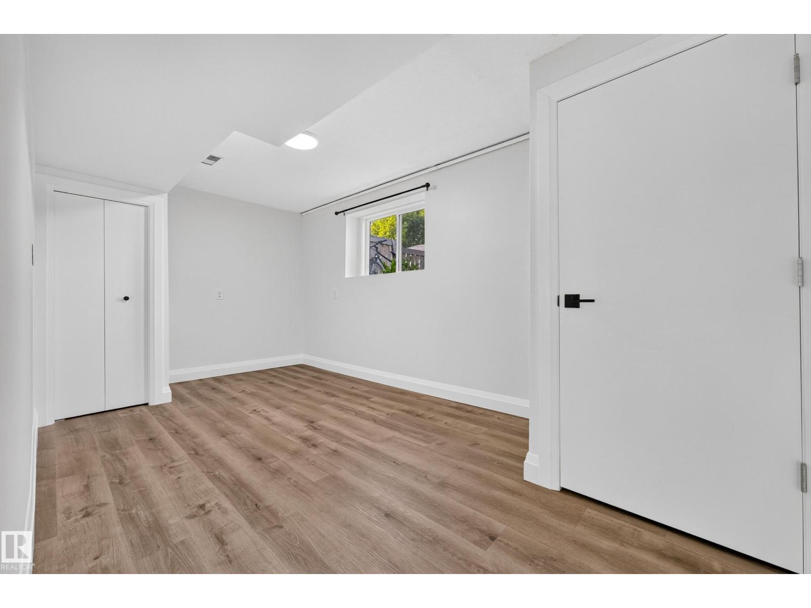 2412 80 ST NW - 34