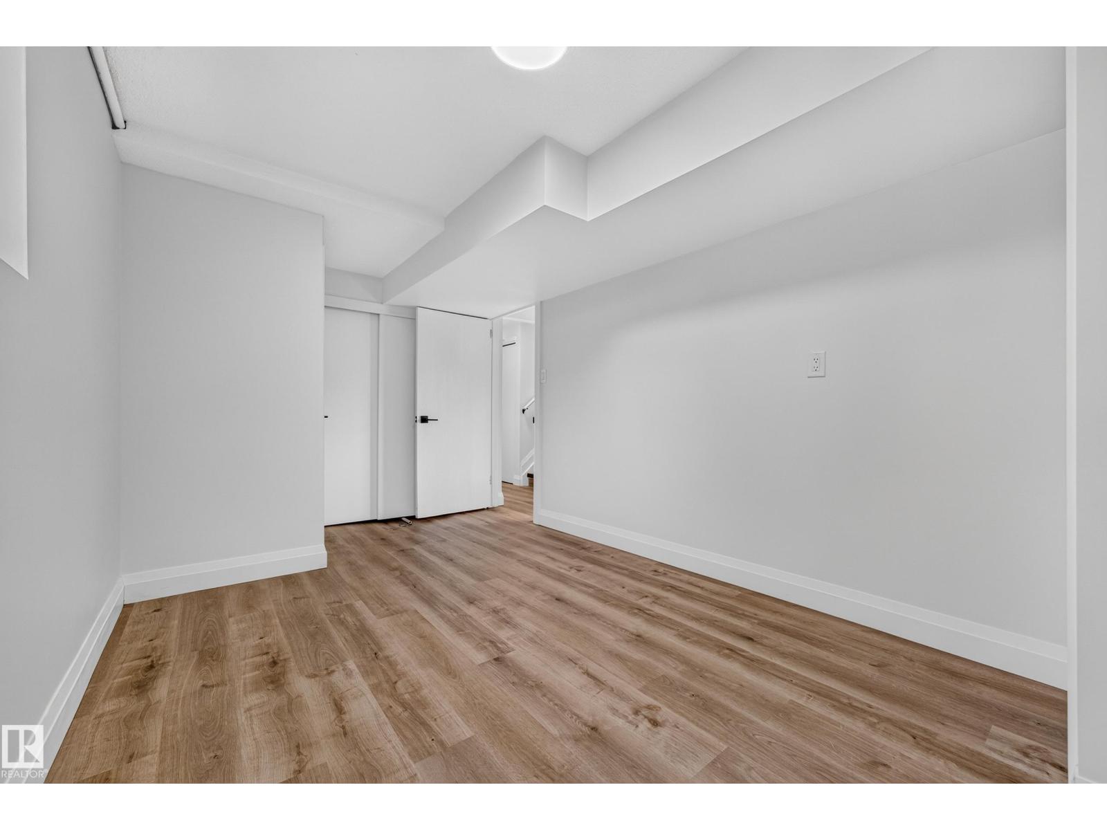 2412 80 ST NW - 36