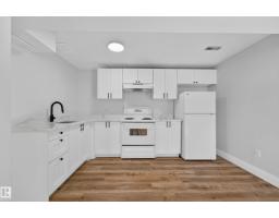2412 80 St Nw, Edmonton, AB T6K3P6 Photo 28