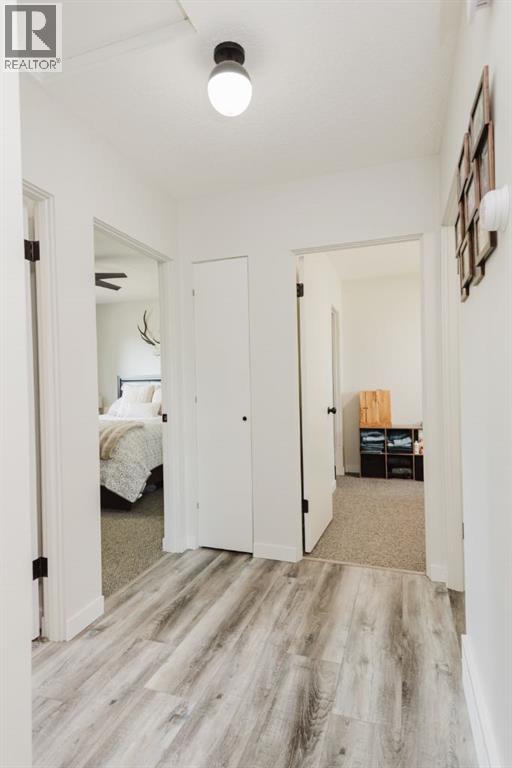 10415 111 Avenue - 11