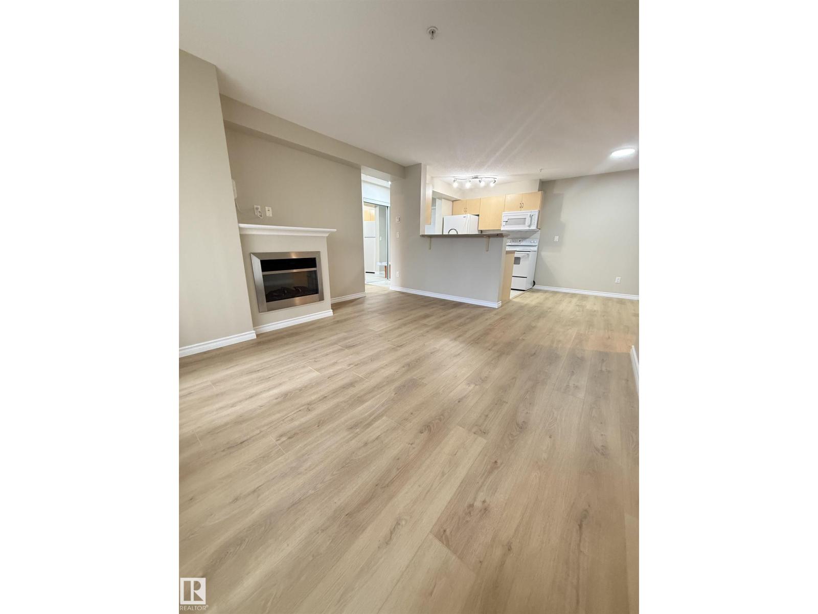 #218 – 17003 67 Avenue NW, Callingwood South — photo 9 of 21: Property photo