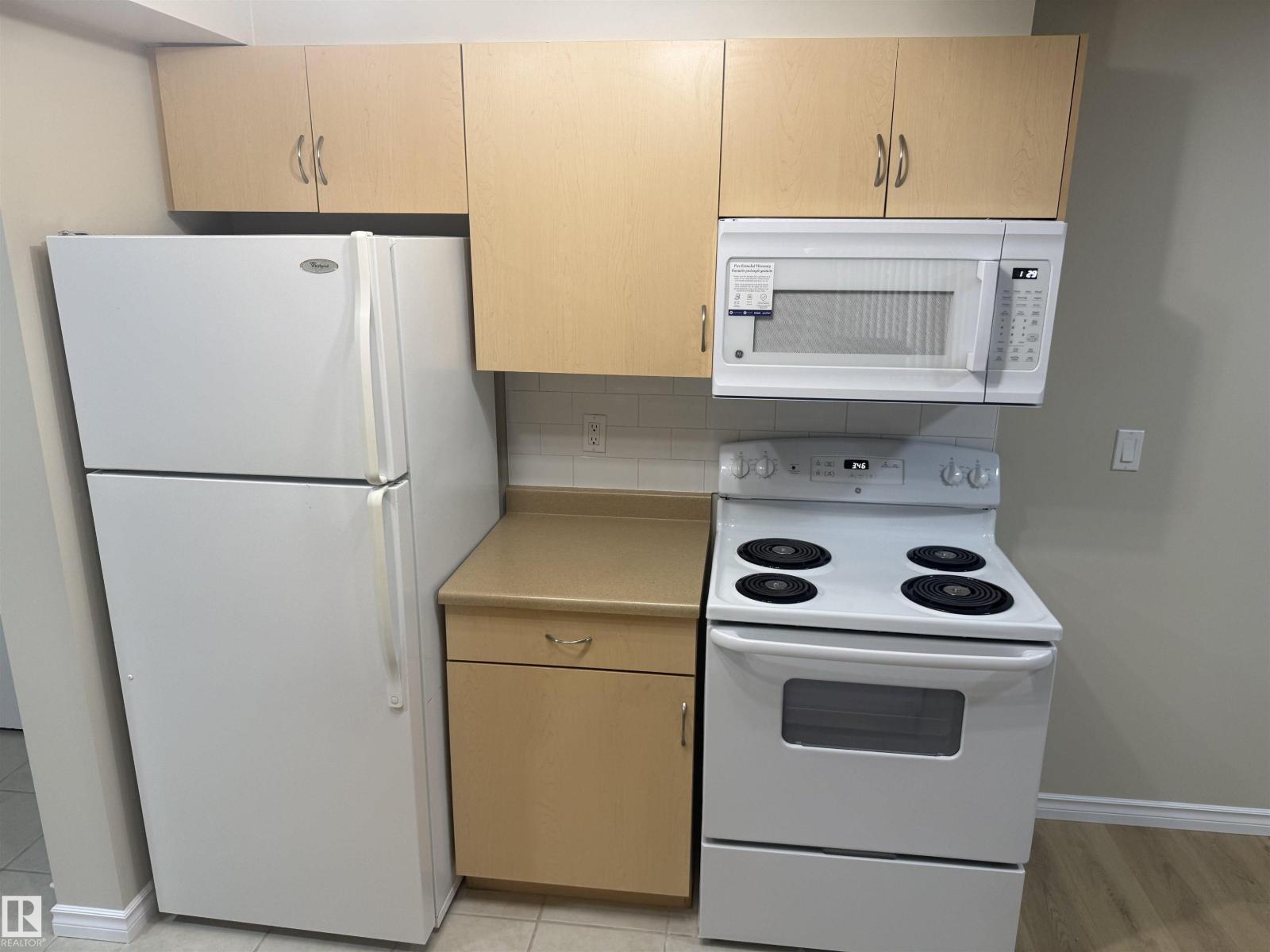#218 17003 67 AV NW - 6