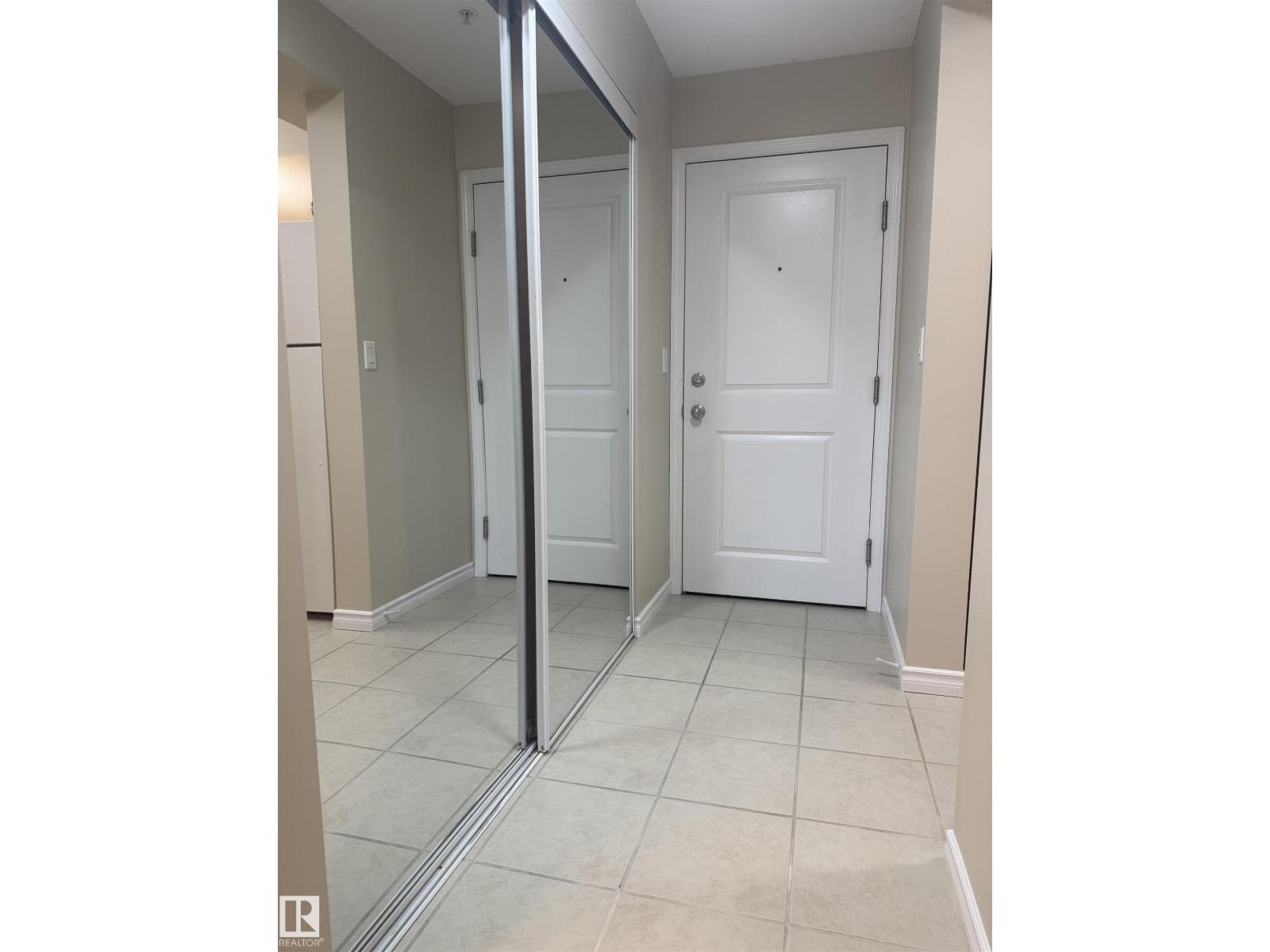 #218 17003 67 AV NW, Callingwood South, Edmonton photo 3