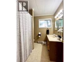 807 23 Highway N, Nakusp, BC V0G1R0 Photo 17