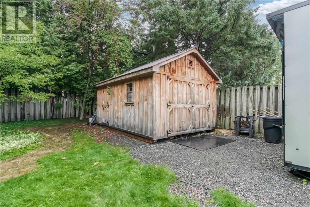 958 Auger Avenue - Image 34