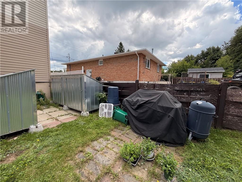 1273 & 1277 Will Street - 13