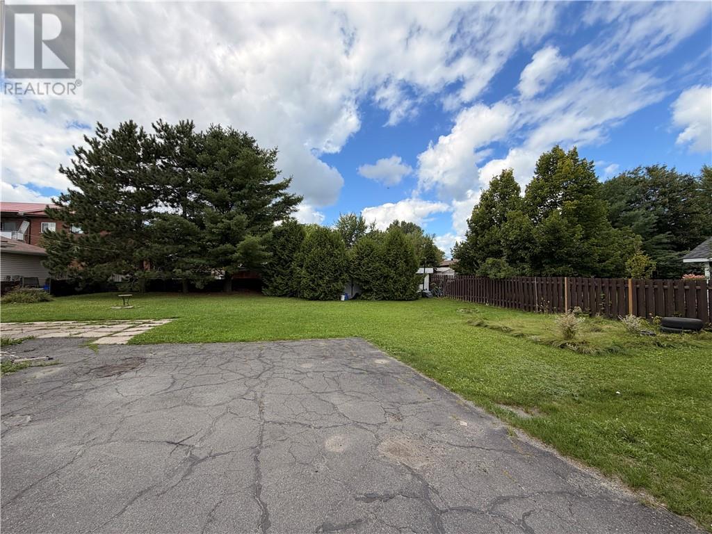 1273 & 1277 Will Street, Greater Sudbury — photo 8