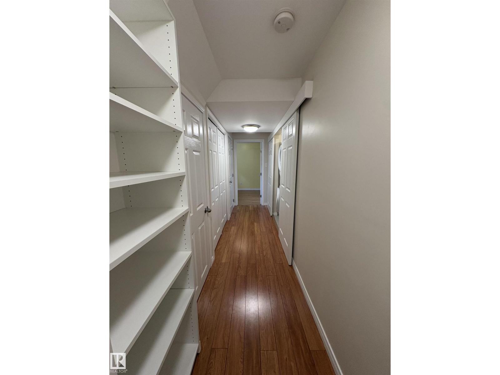 12248 16 AV SW - 26