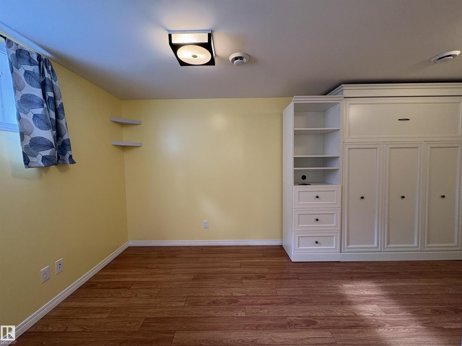 12248 16 AV SW - 30
