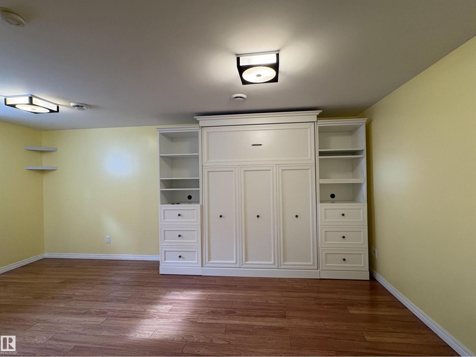 12248 16 AV SW - 28