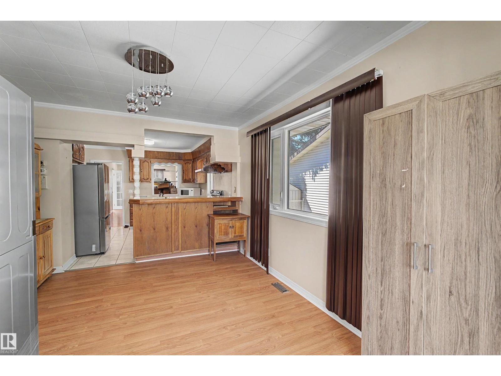 4233 116 AV NW - 4