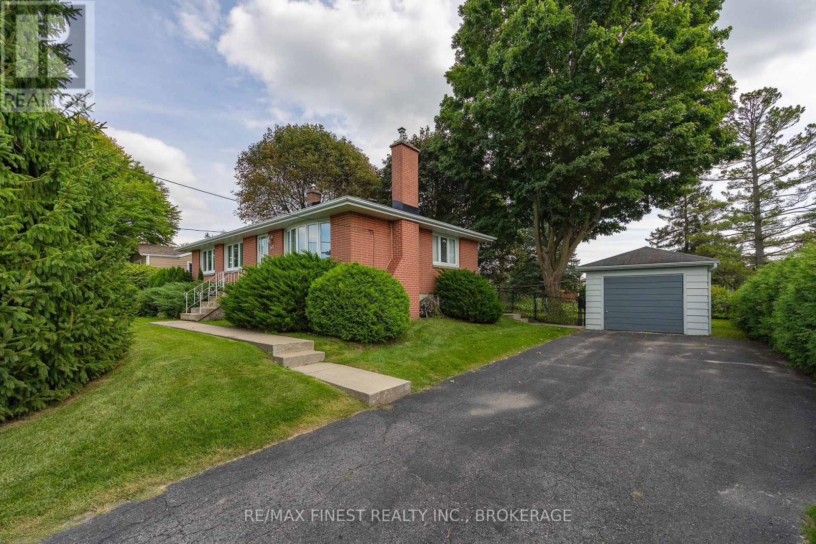721 FRONT ROAD, Kingston (City SouthWest) — photo 2