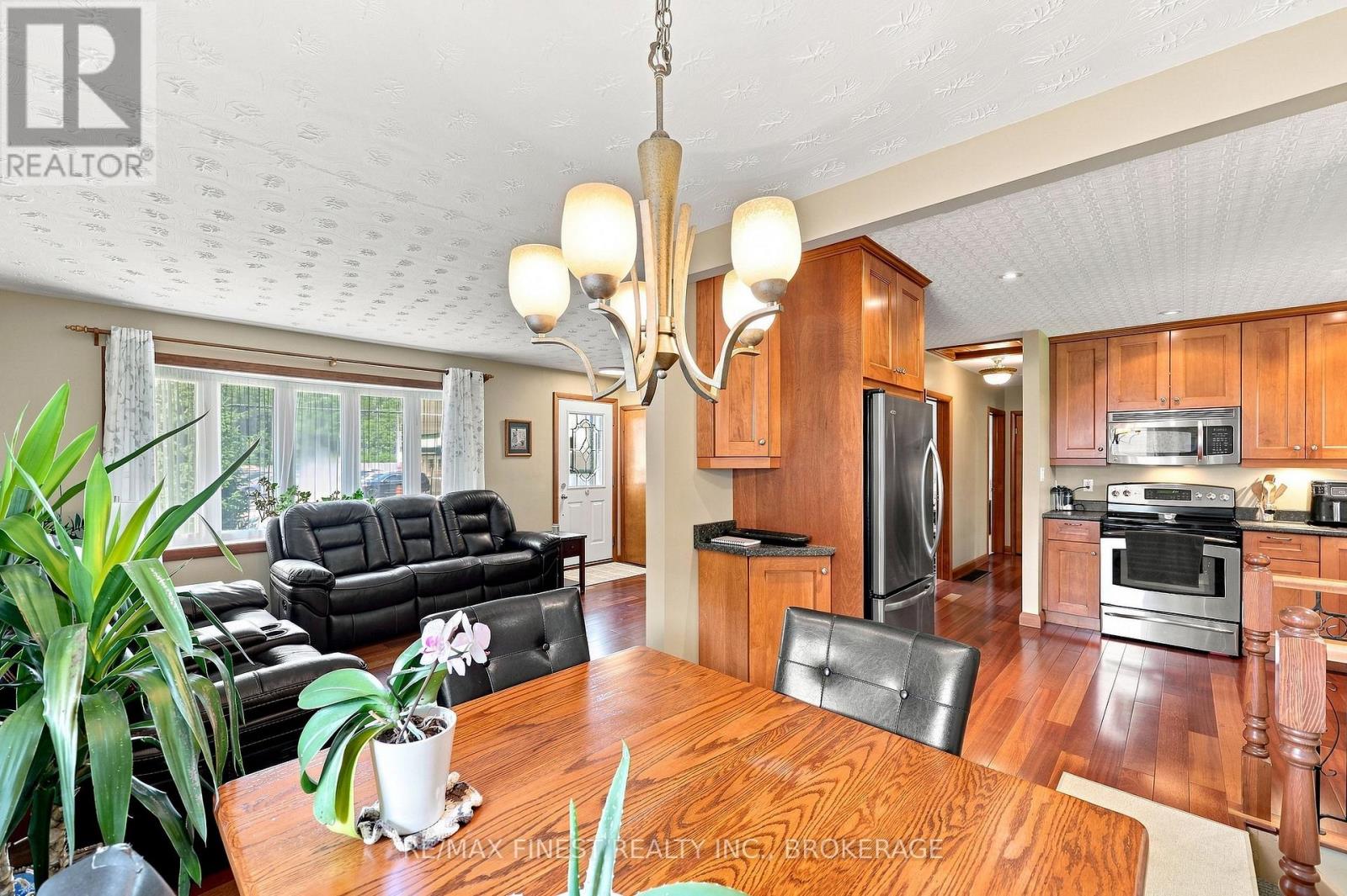 721 FRONT ROAD - Image 23