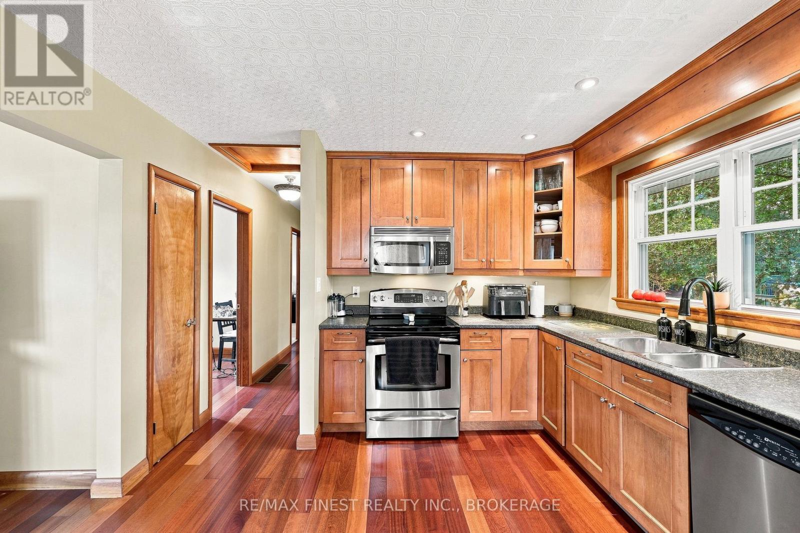721 FRONT ROAD - Image 25