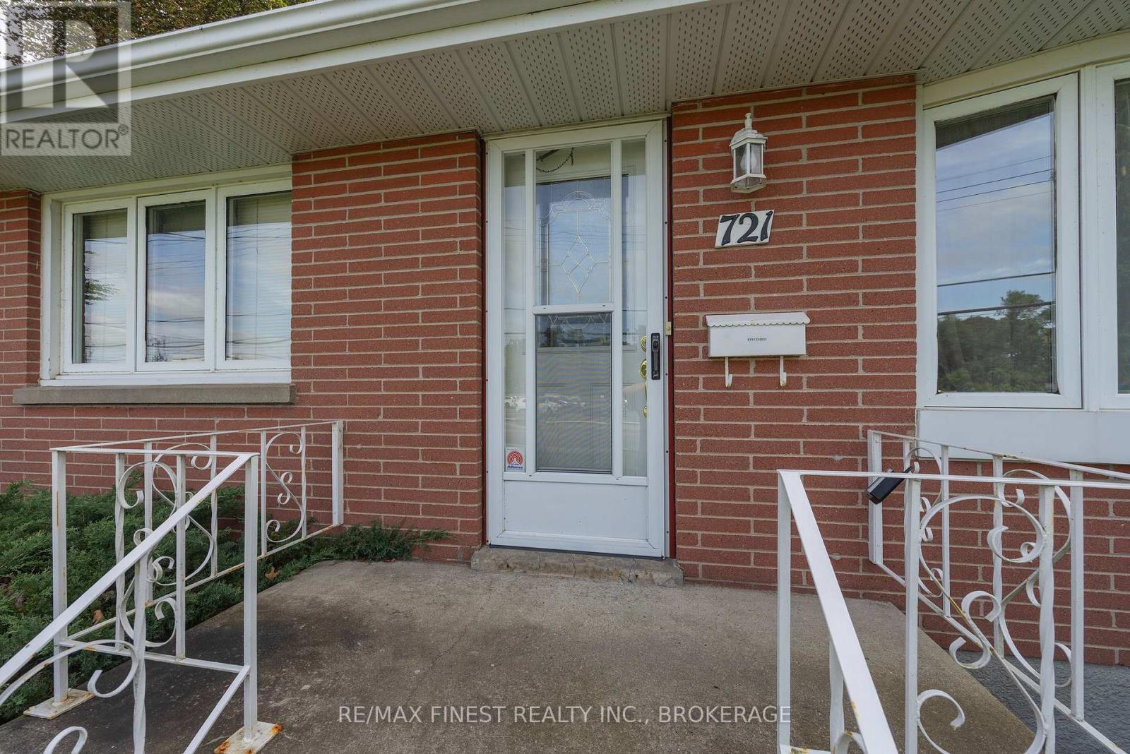 721 FRONT ROAD, Kingston (City SouthWest) — photo 4
