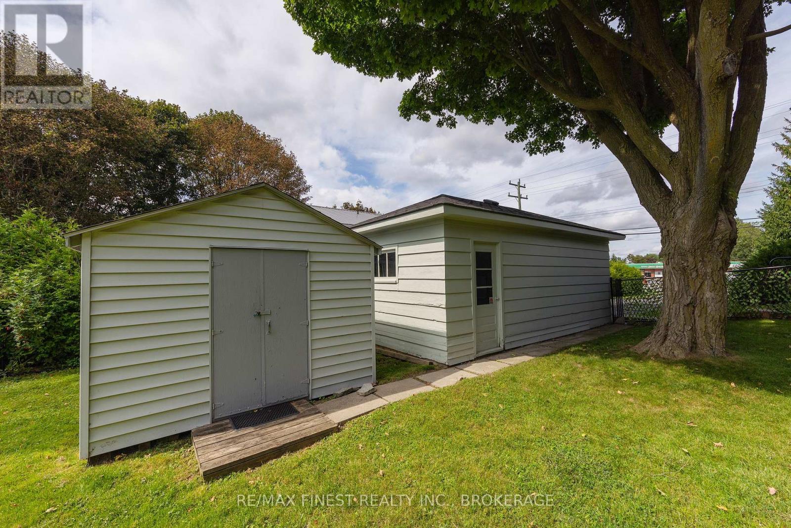 721 FRONT ROAD, Kingston (City SouthWest) — photo 9