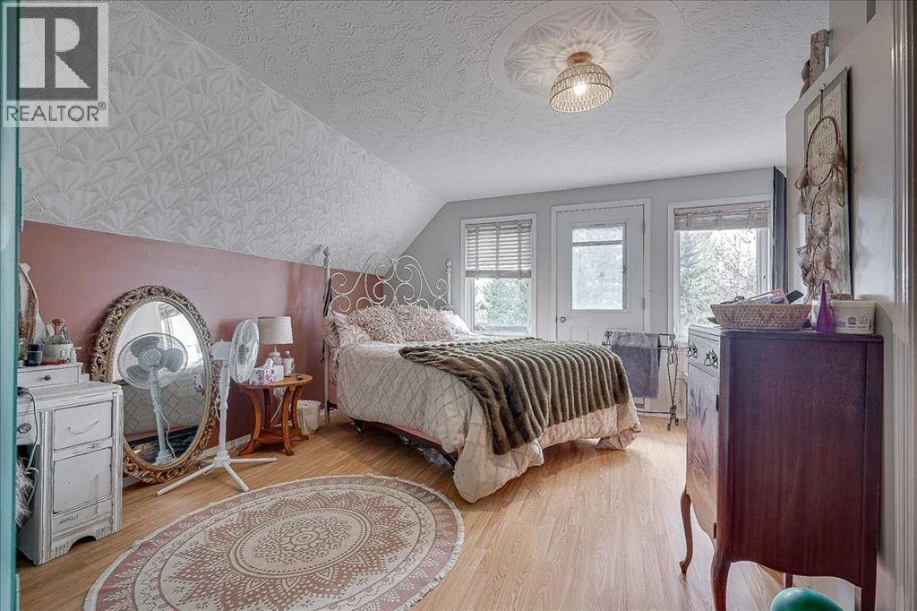 319 Clearwater Heights Close - 15