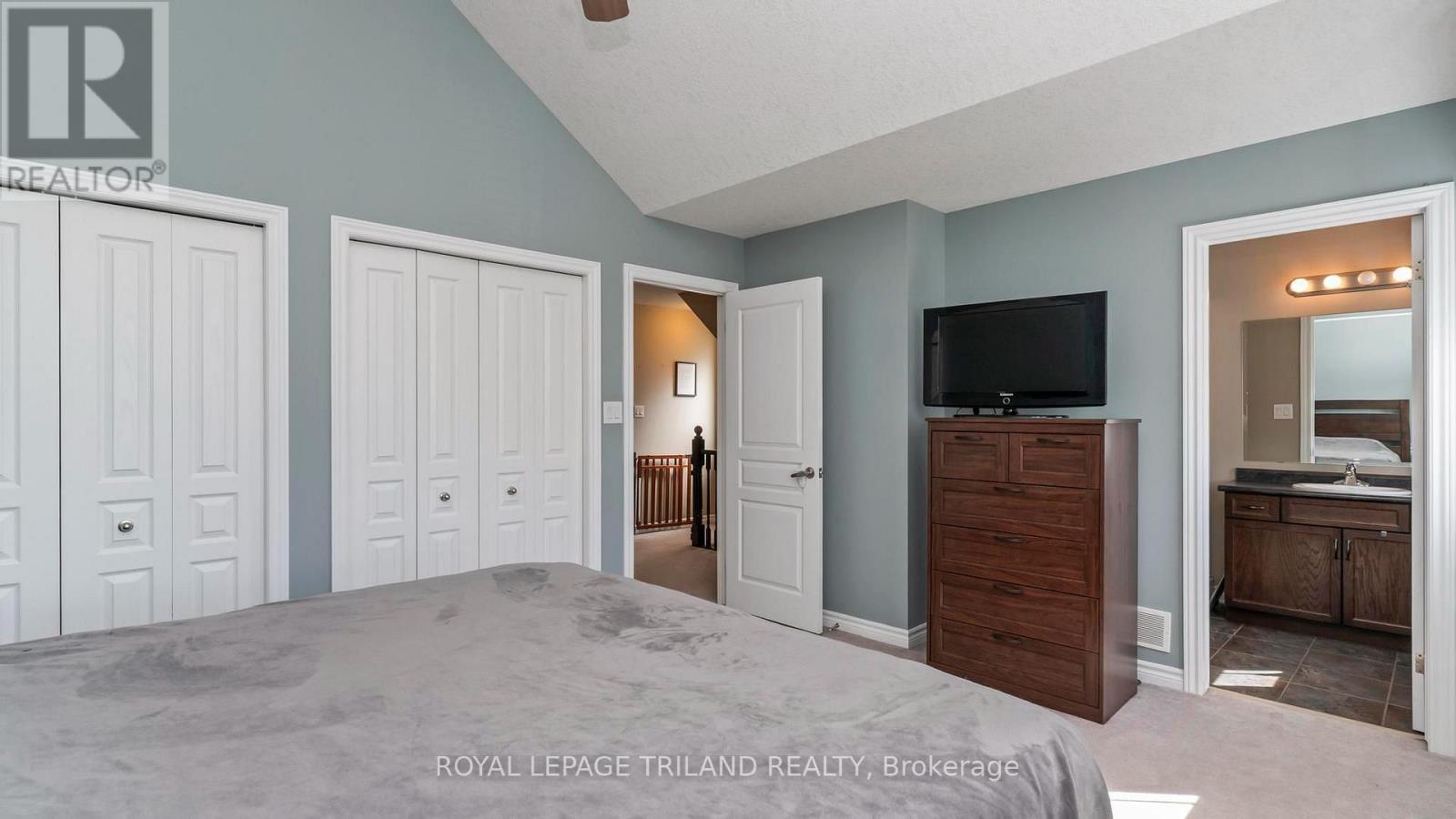 994 MAPLERIDGE STREET - 16