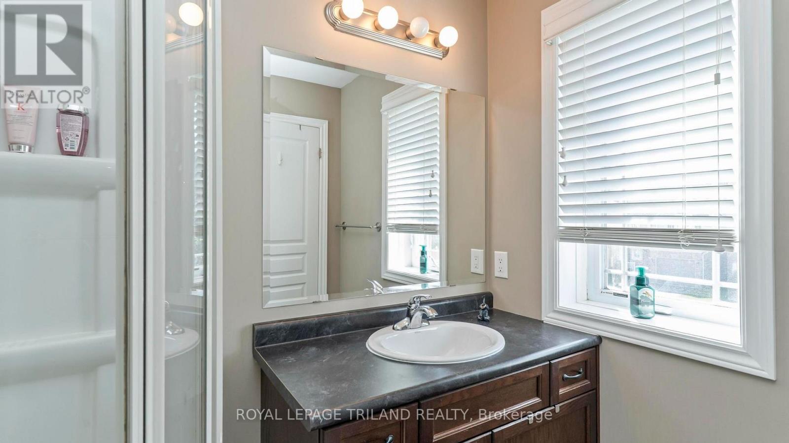 994 MAPLERIDGE STREET - 17