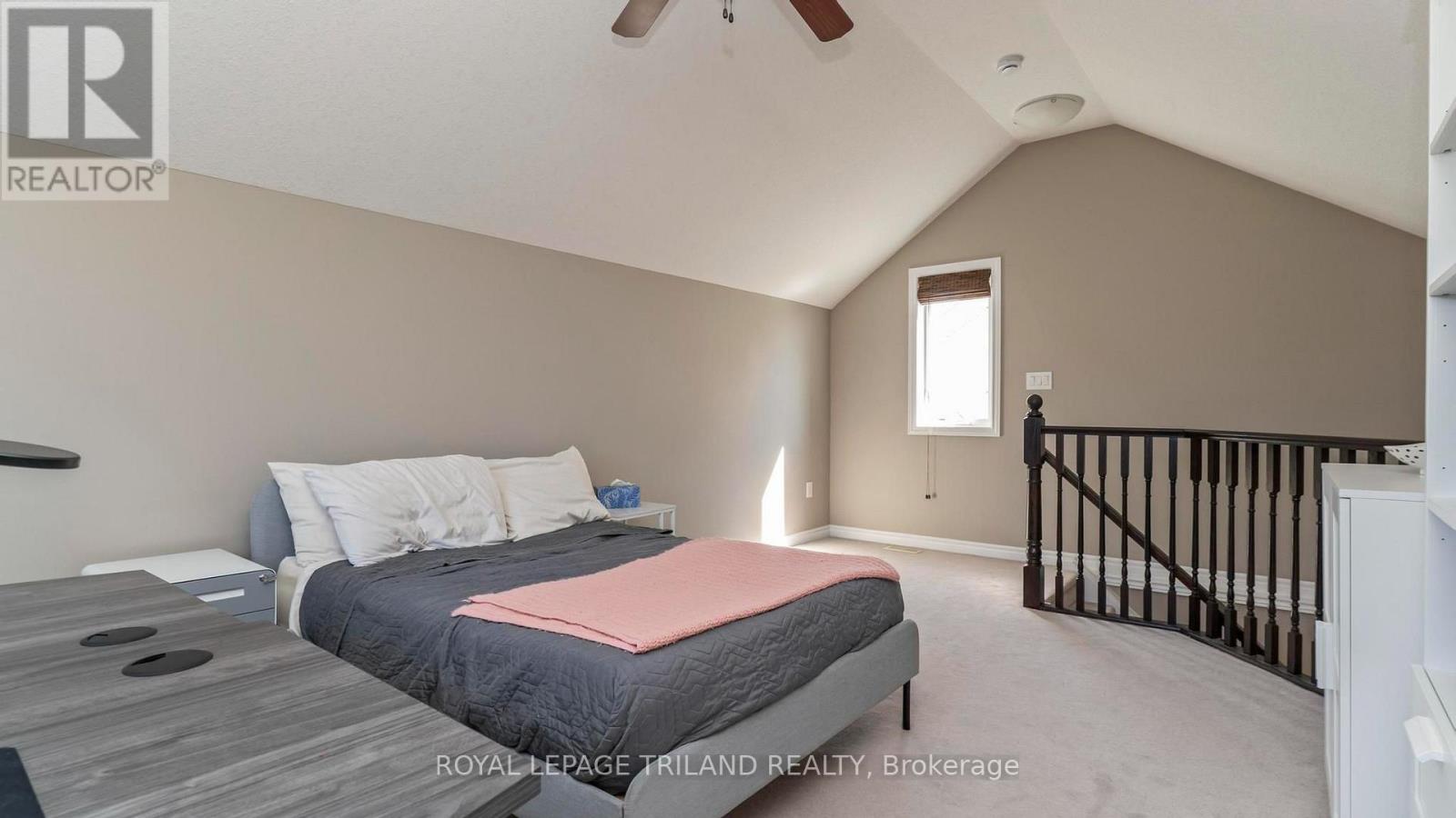 994 MAPLERIDGE STREET - 25