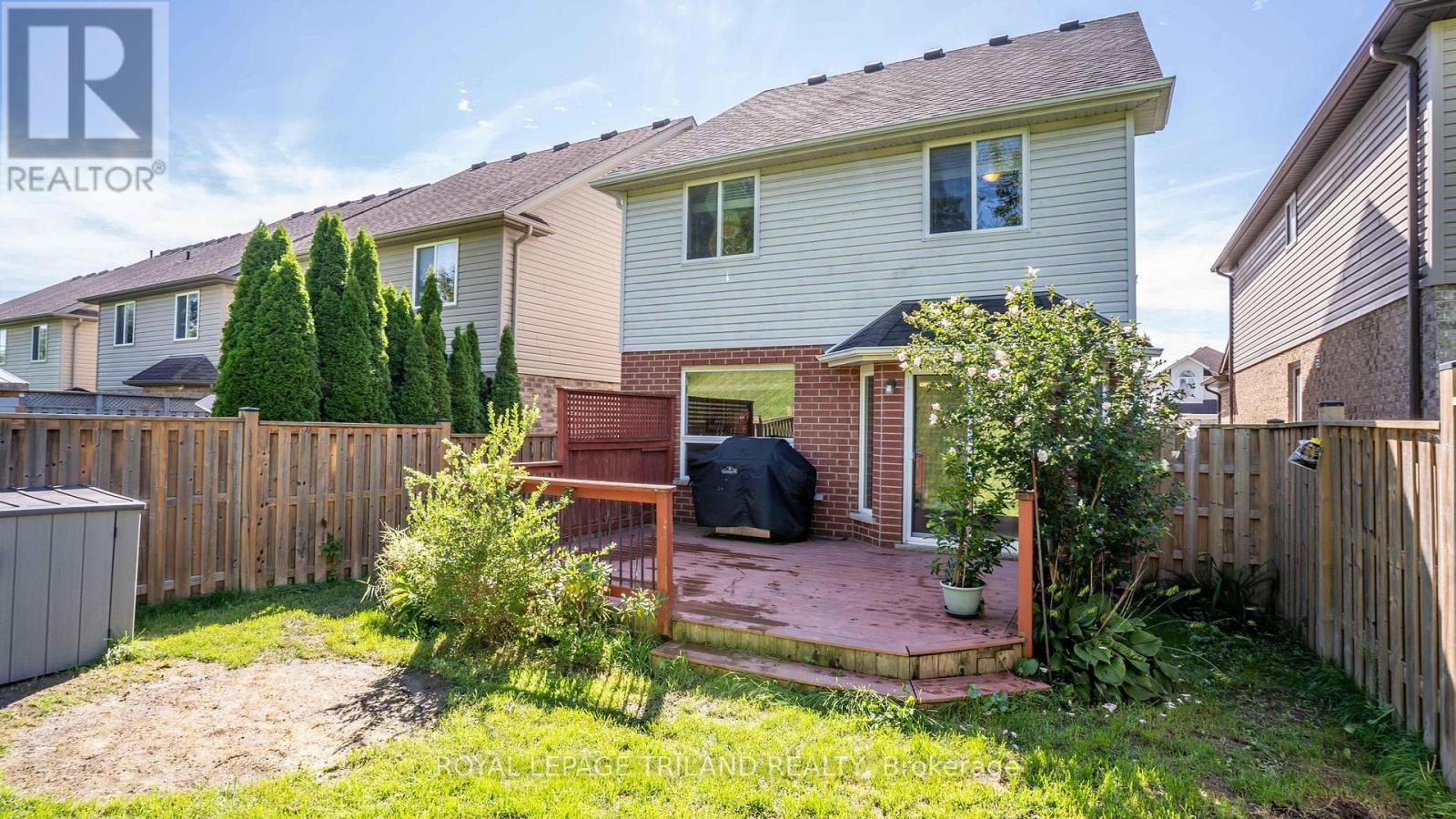 994 MAPLERIDGE STREET - 27