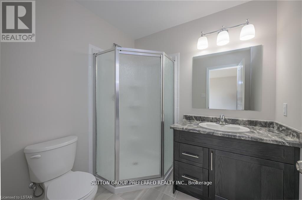 359 Kennington Way — photo 18