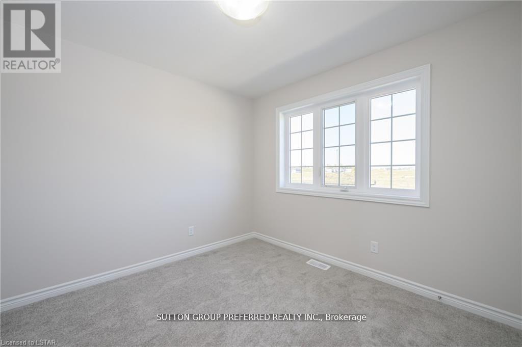 359 Kennington Way — photo 19