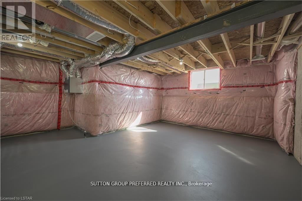 359 Kennington Way — photo 24