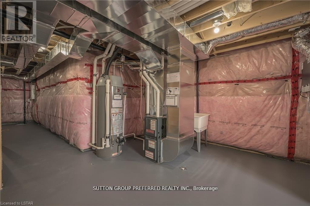 359 Kennington Way — photo 25