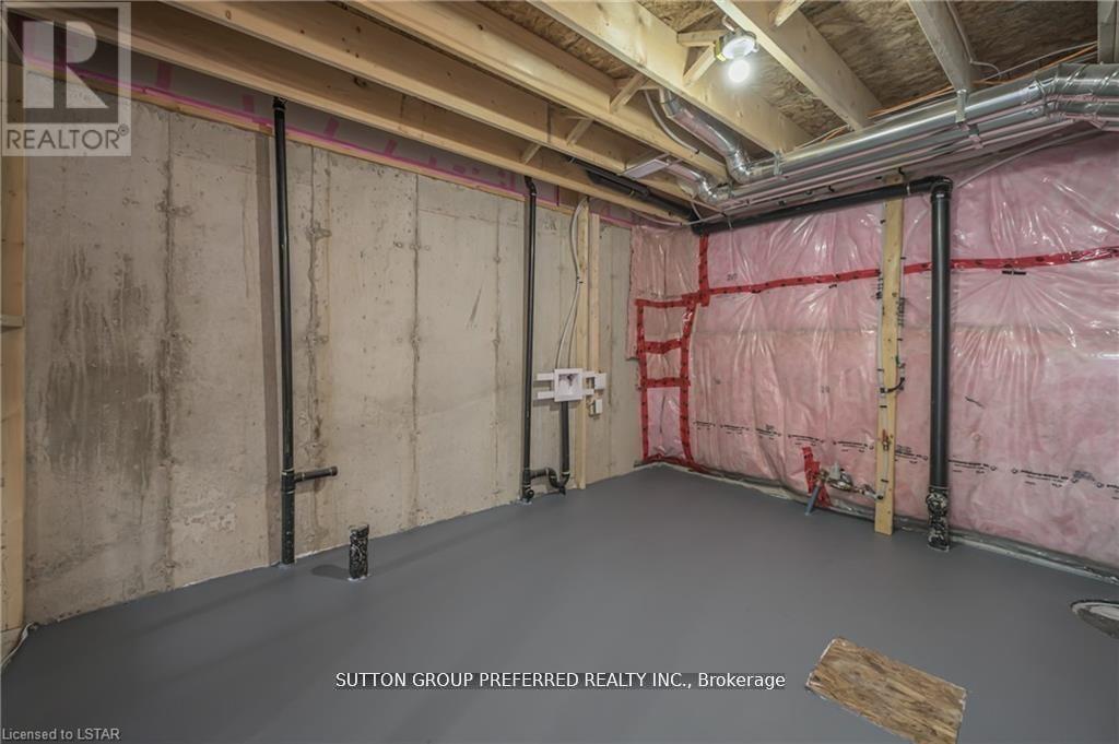 359 Kennington Way — photo 26