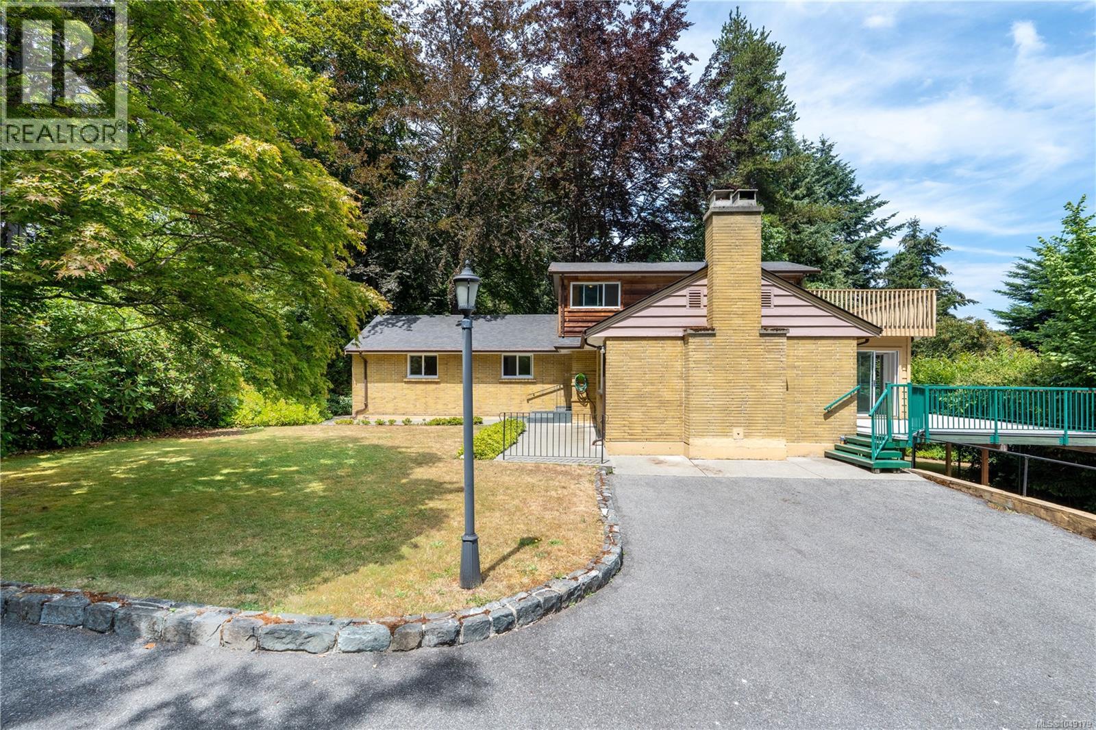 5349 Alderley Rd - 38