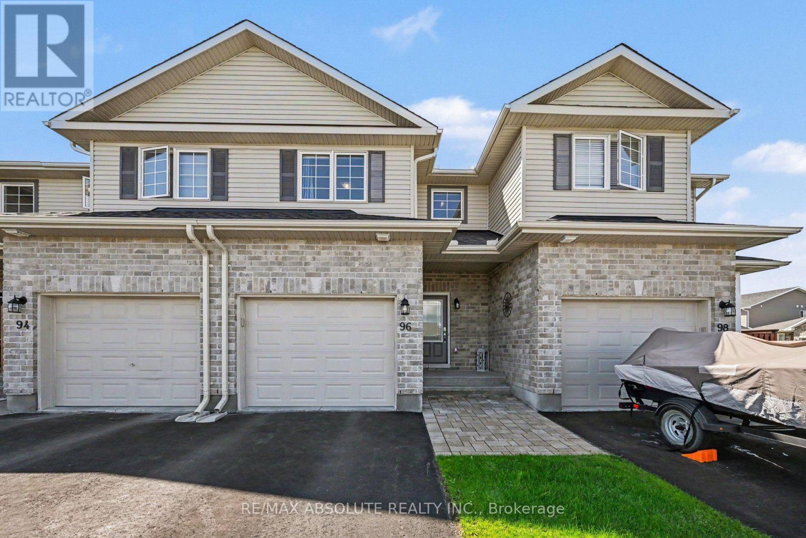 96 BELLWOOD DRIVE, Arnprior