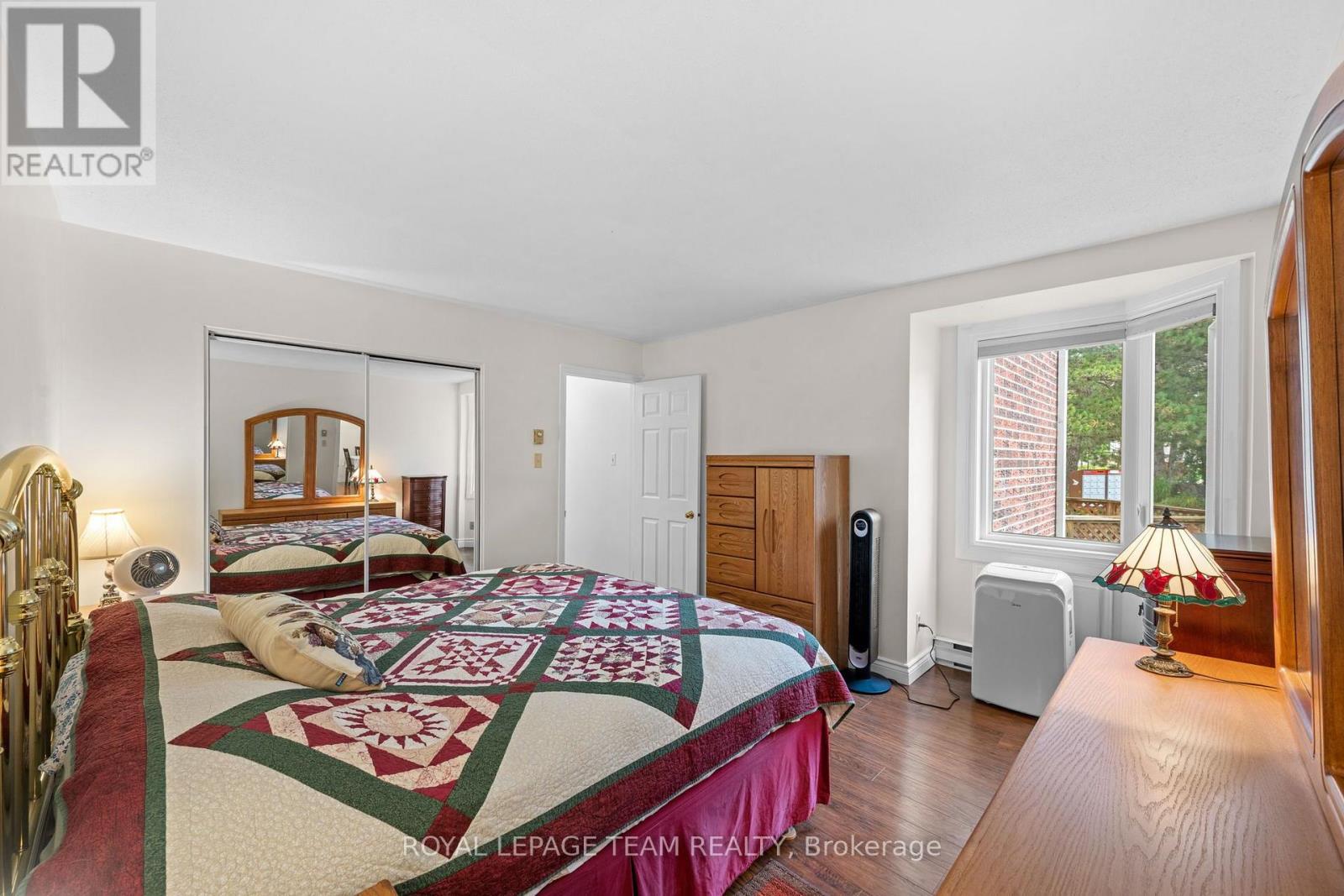 1 Bed, 2 Bath House for Sale in Ottawa – 12 – 12-2 STONEBANK CRESCENT, Ottawa – MLS# X13773010 - Image 19