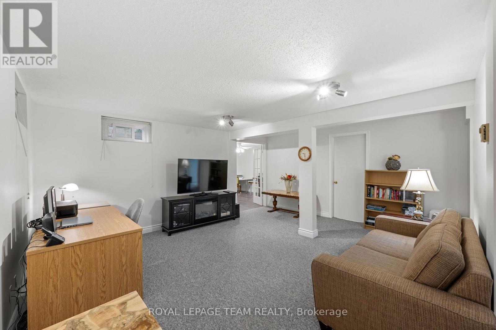 1 Bed, 2 Bath House for Sale in Ottawa – 12 – 12-2 STONEBANK CRESCENT, Ottawa – MLS# X13773010 - Image 21
