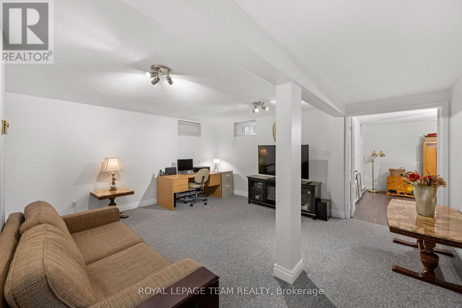 1 Bed, 2 Bath House for Sale in Ottawa – 12 – 12-2 STONEBANK CRESCENT, Ottawa – MLS# X13773010 - Image 23