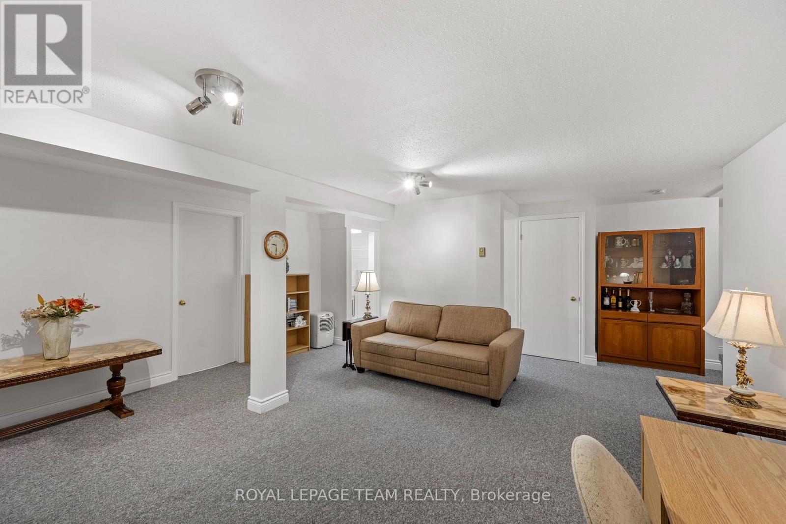 1 Bed, 2 Bath House for Sale in Ottawa – 12 – 12-2 STONEBANK CRESCENT, Ottawa – MLS# X13773010 - Image 28