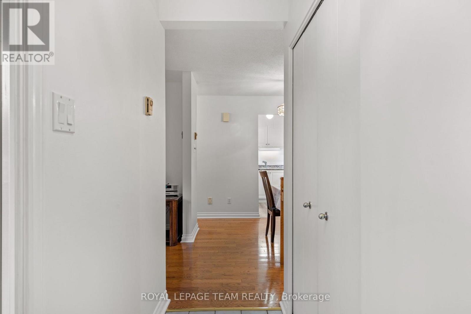 #12 12-2 STONEBANK CRESCENT - 5