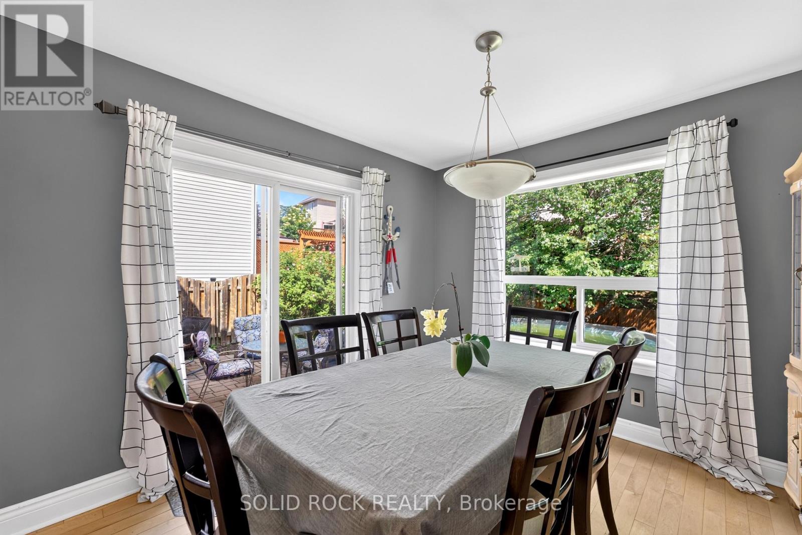 191 YOHO DRIVE - 17