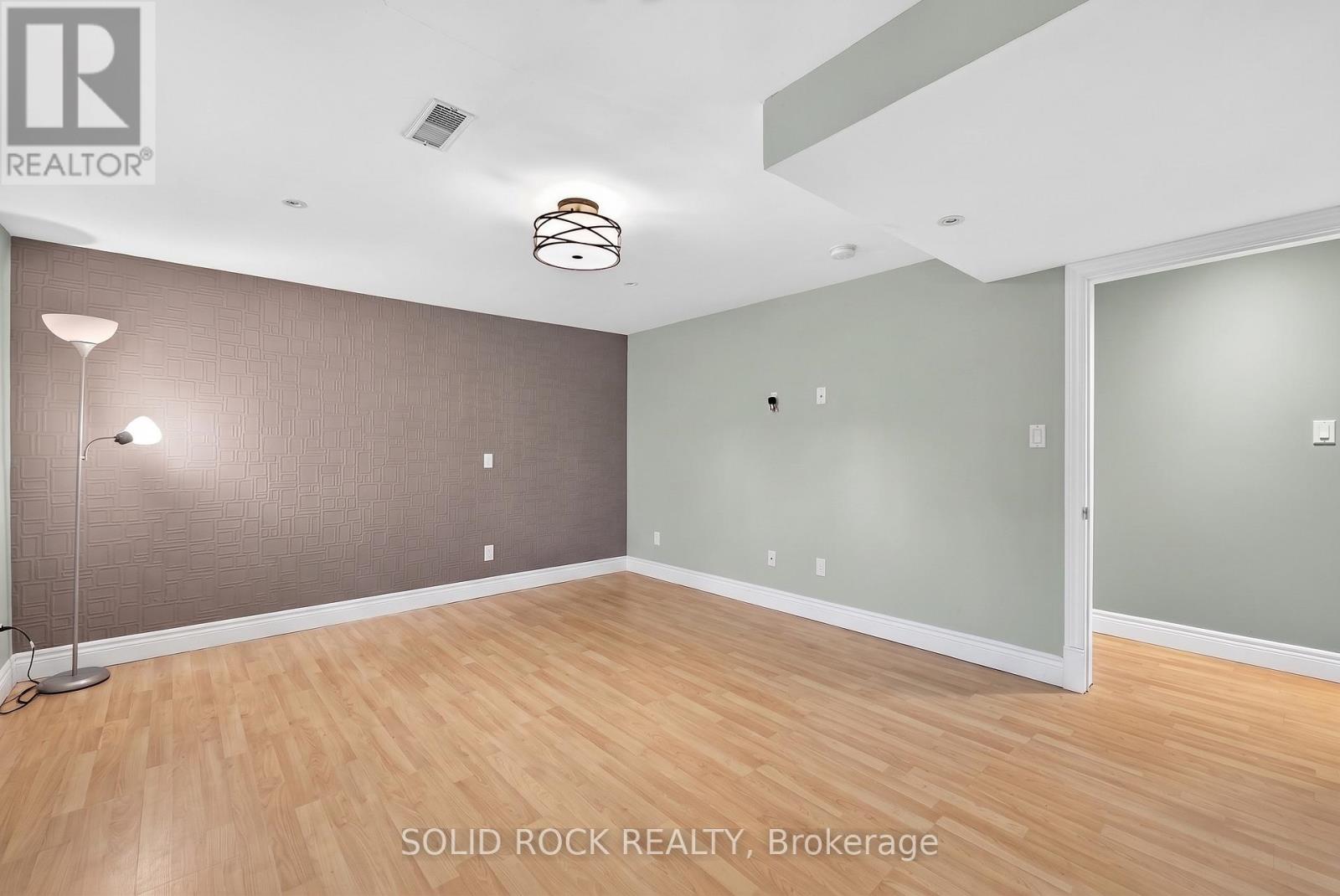 191 YOHO DRIVE - 38