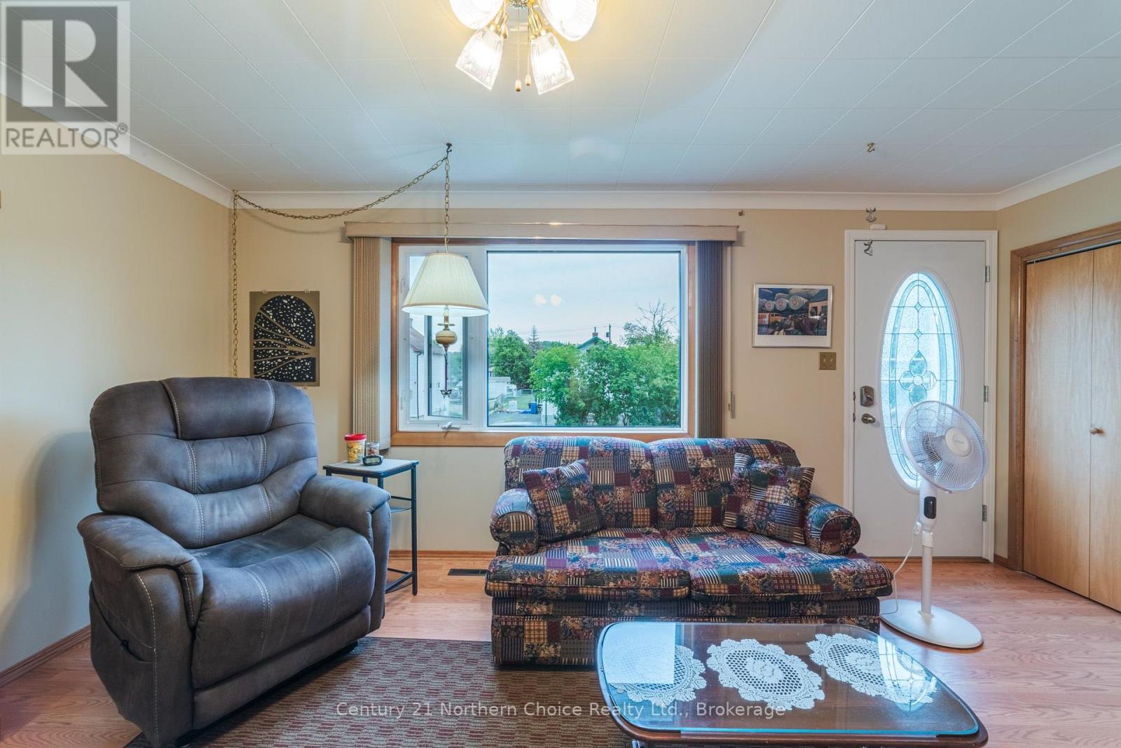 811 FOURTH STREET N - 15