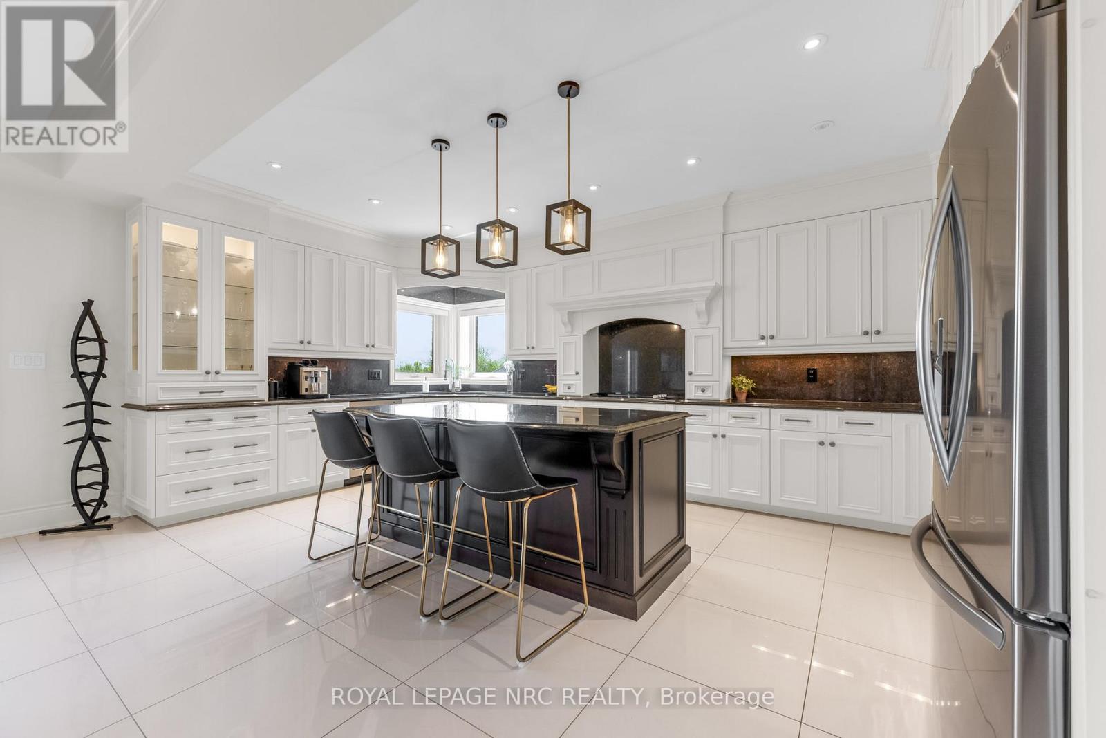 34 MARLENE STEWART DRIVE - 19